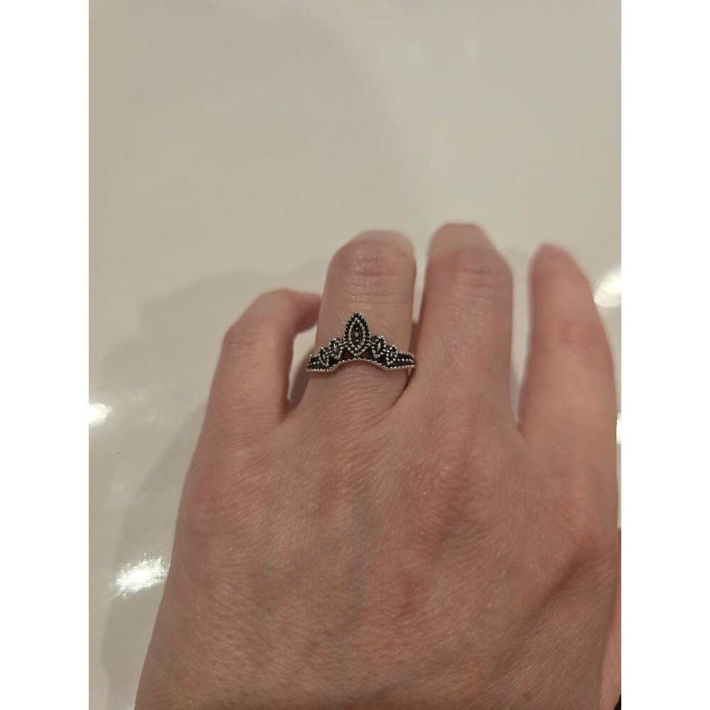 Silver tone black crown ring size 6 nwot